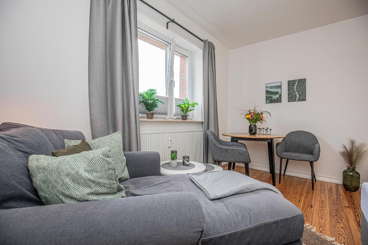 Fewo1846 - Kommood - Zentral Gelegenes Studio-apartment Mit Balkon Im Hochparterre *