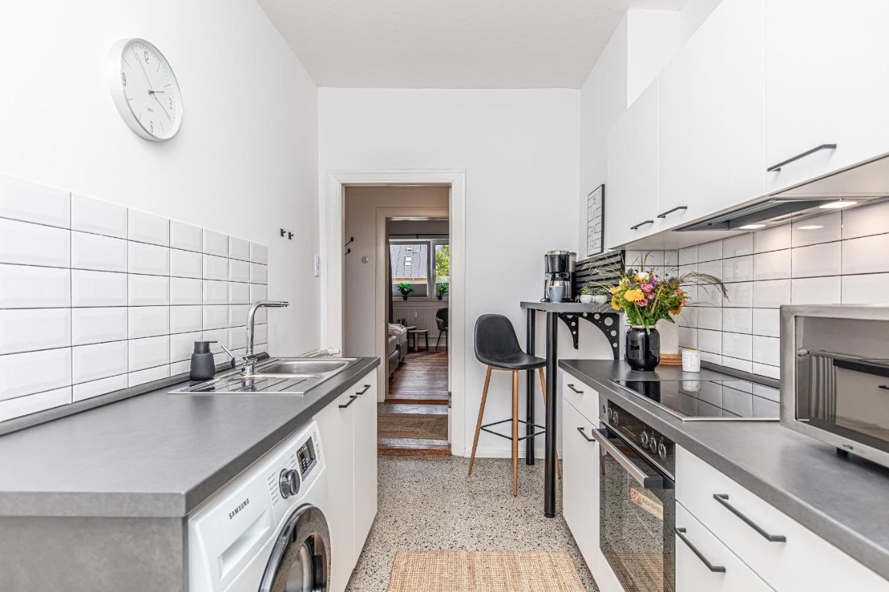 Fewo1846 - Kommood - Zentral Gelegenes Studio-apartment Mit Balkon Im Hochparterre Apartment *